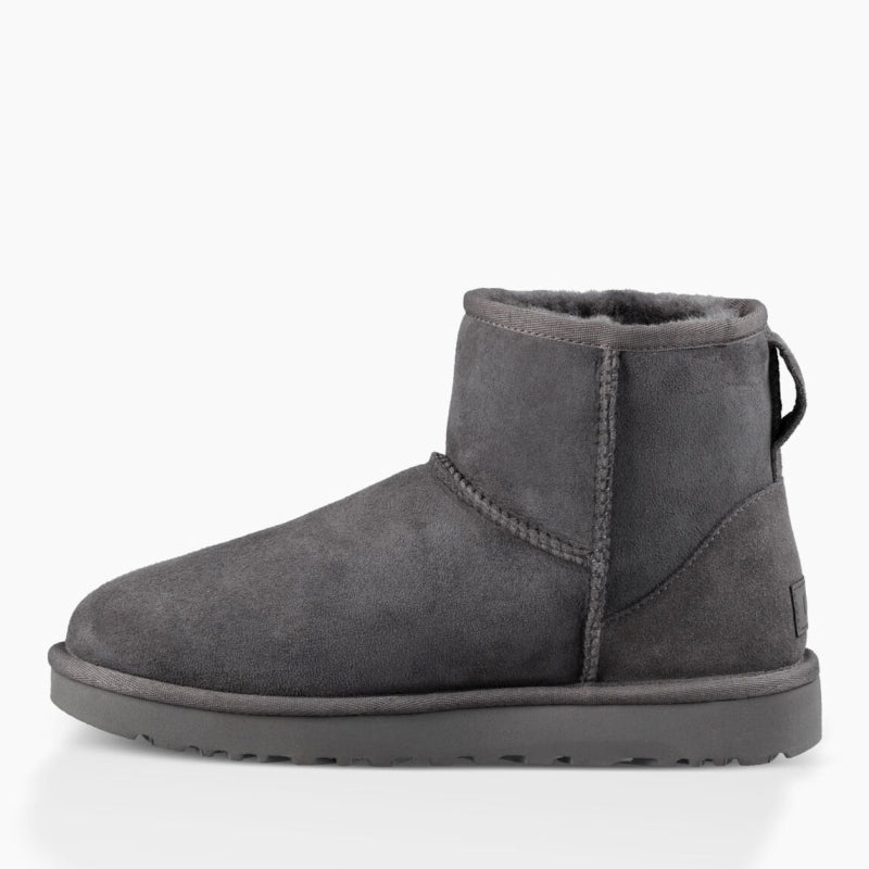 UGG Classic Mini II