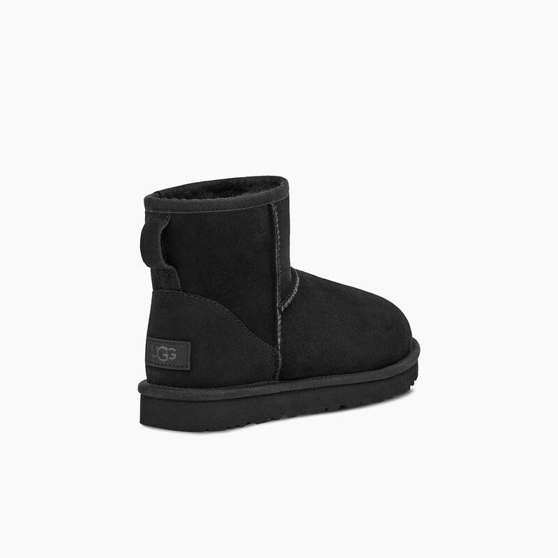 UGG Classic Mini II