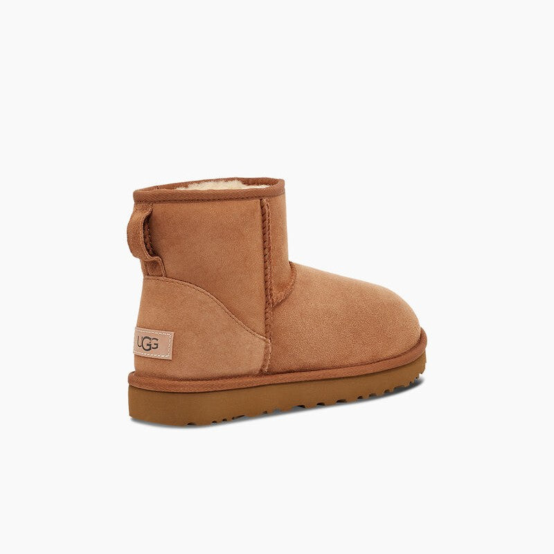 UGG Classic Mini II