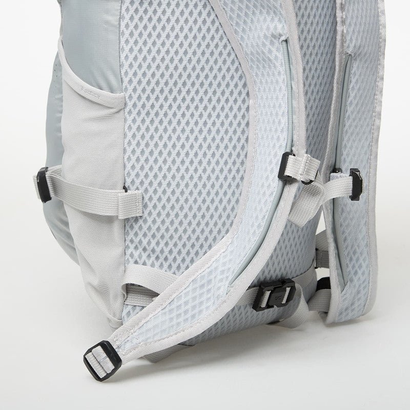 On Speed Pack 18L Lite Glacier 18