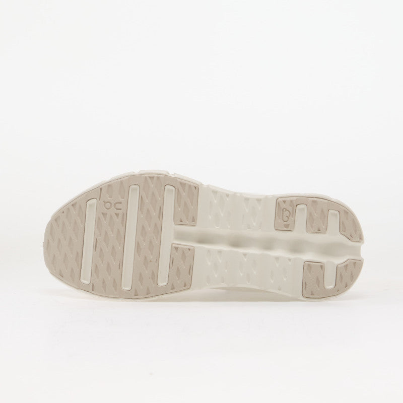 On Wmns Cloudtilt Biscuit/ Ivory