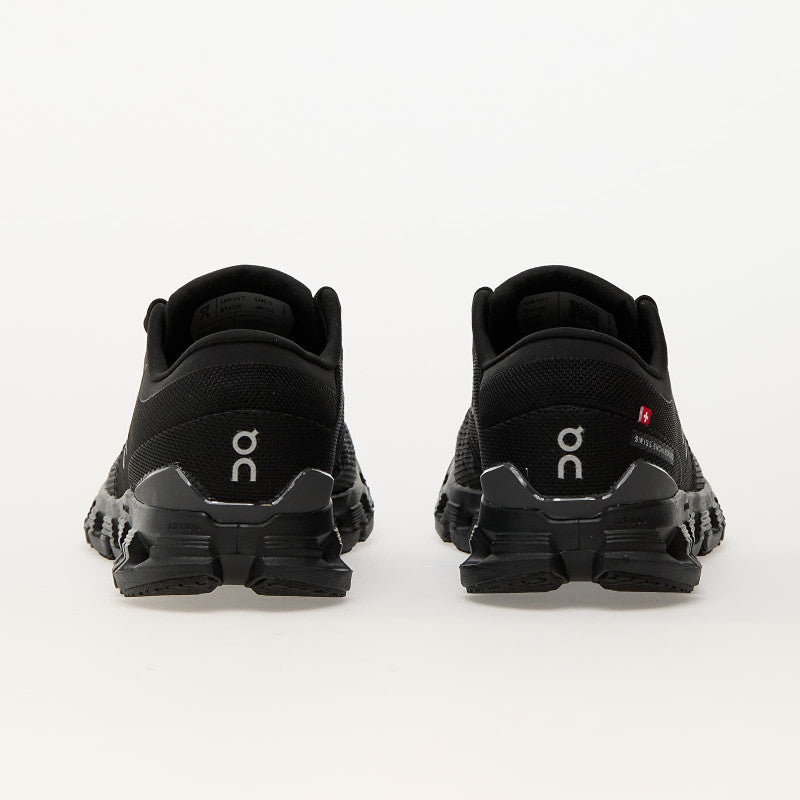 On Wmns Cloud X 4 Black/ Eclipse