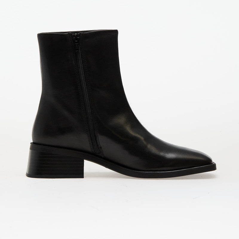Vagabond Blanca Black