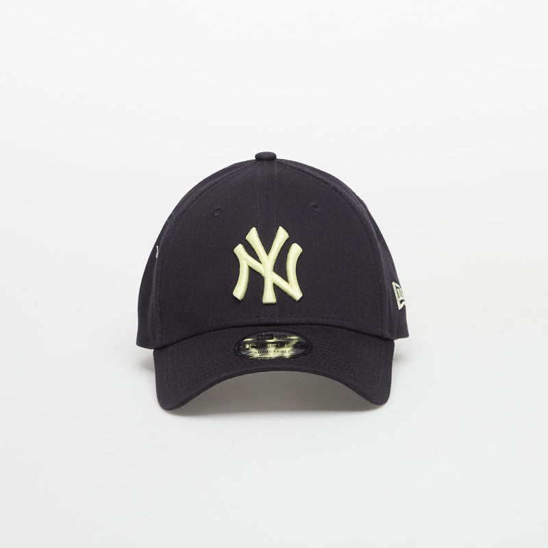 New Era 9FORTY League Essential New York Yankees Navy/ PYE