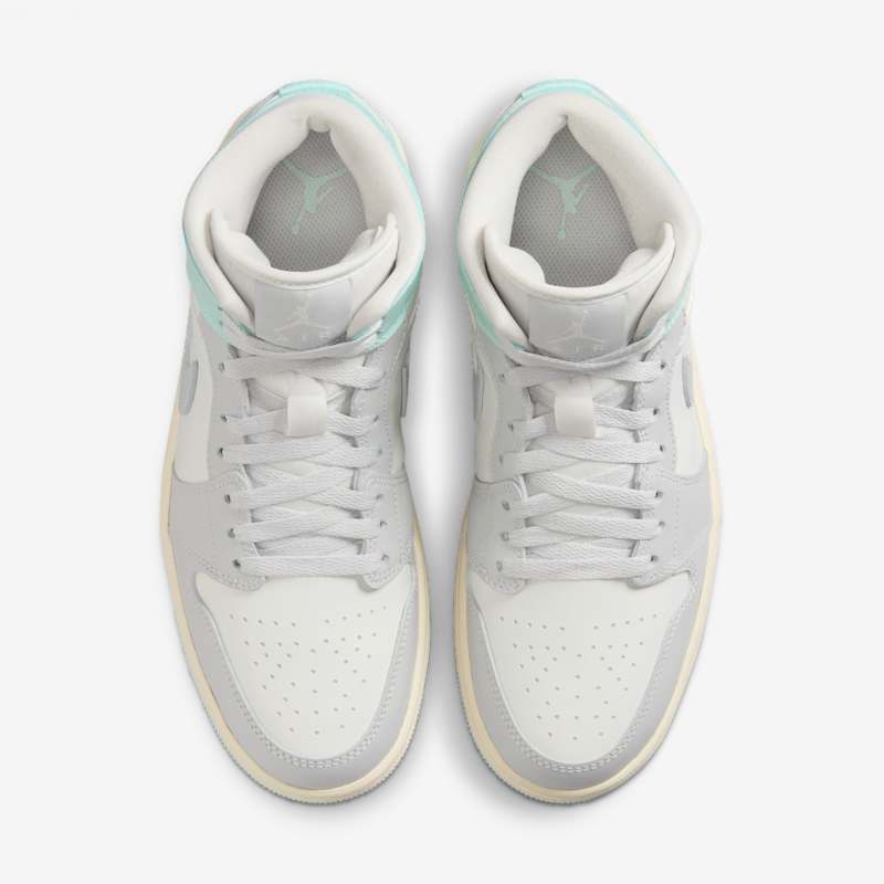 Air Jordan 1 Mid