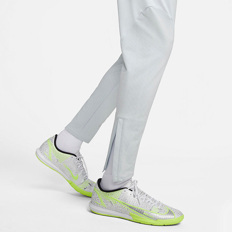 Nike Dri-FIT Strike