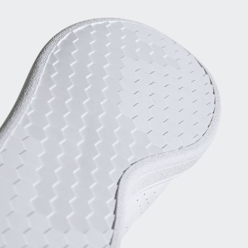 adidas Advantage Base