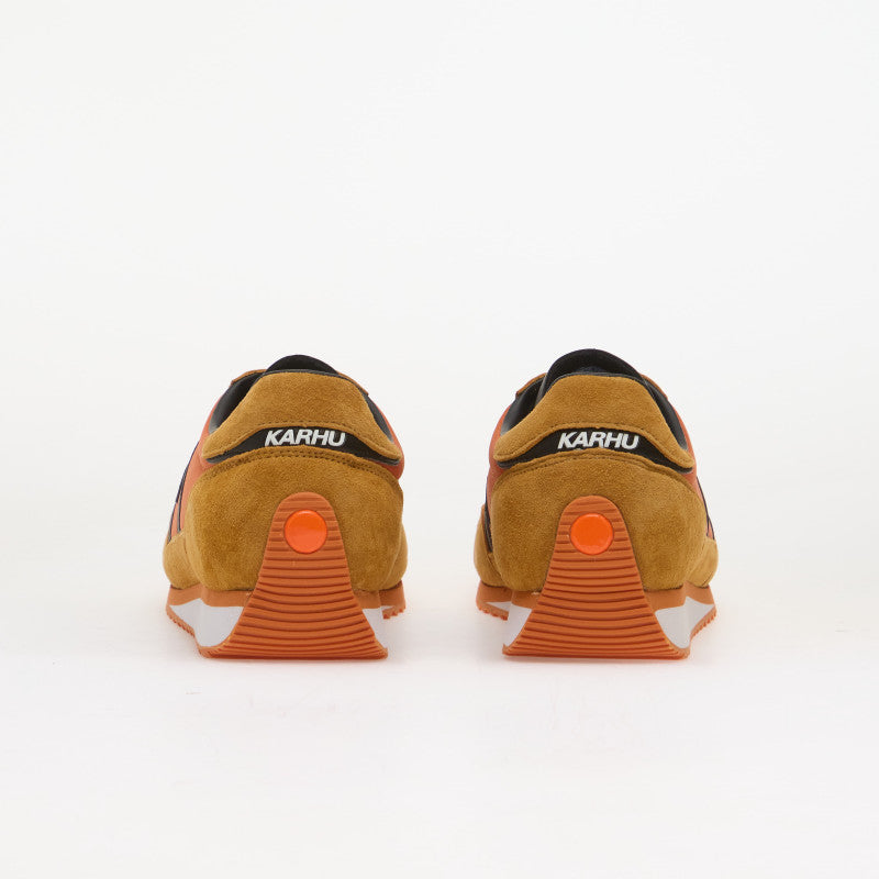 Karhu Mestari 76 Jaffa Orange/ Black