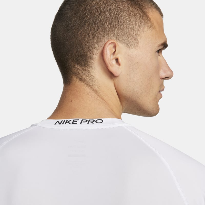 Nike Pro Dri-FIT Tight Long-Sleeve Fitness Top