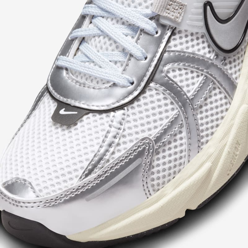 Nike Wmns V2K Run