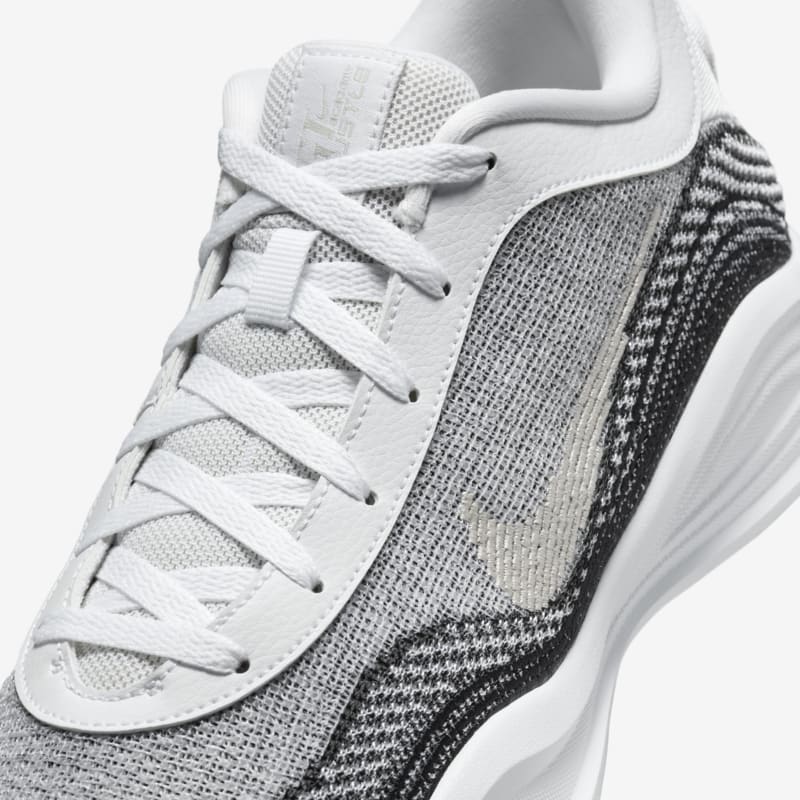 Nike G.T. Hustle Academy White/Light Bone-Black