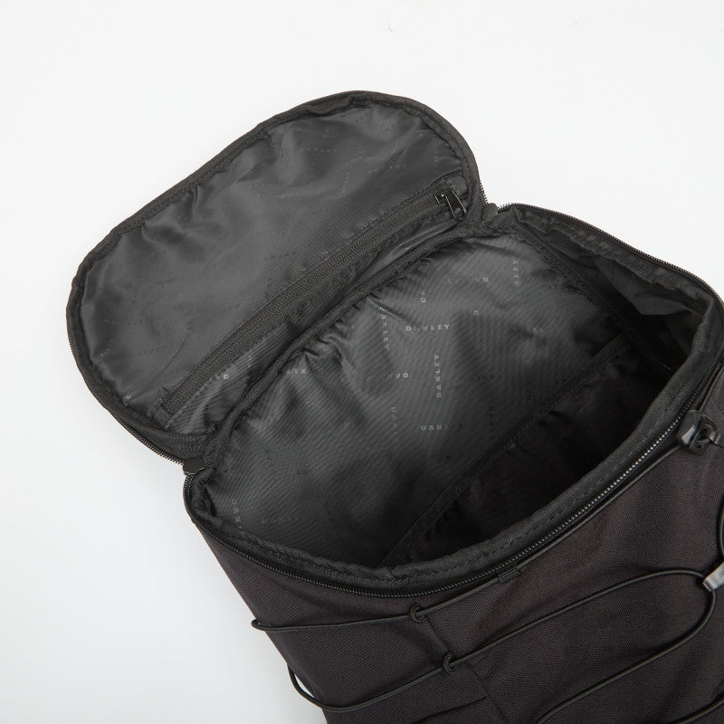 Oakley Enduro 30L Backpack Pitch Black