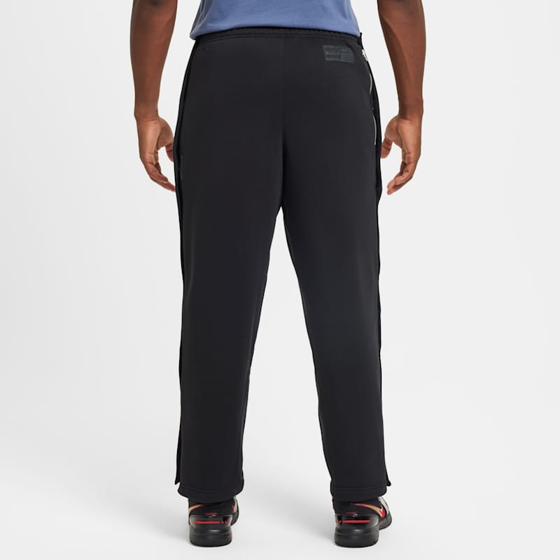 Nike LeBron Standard Issue Therma-FIT