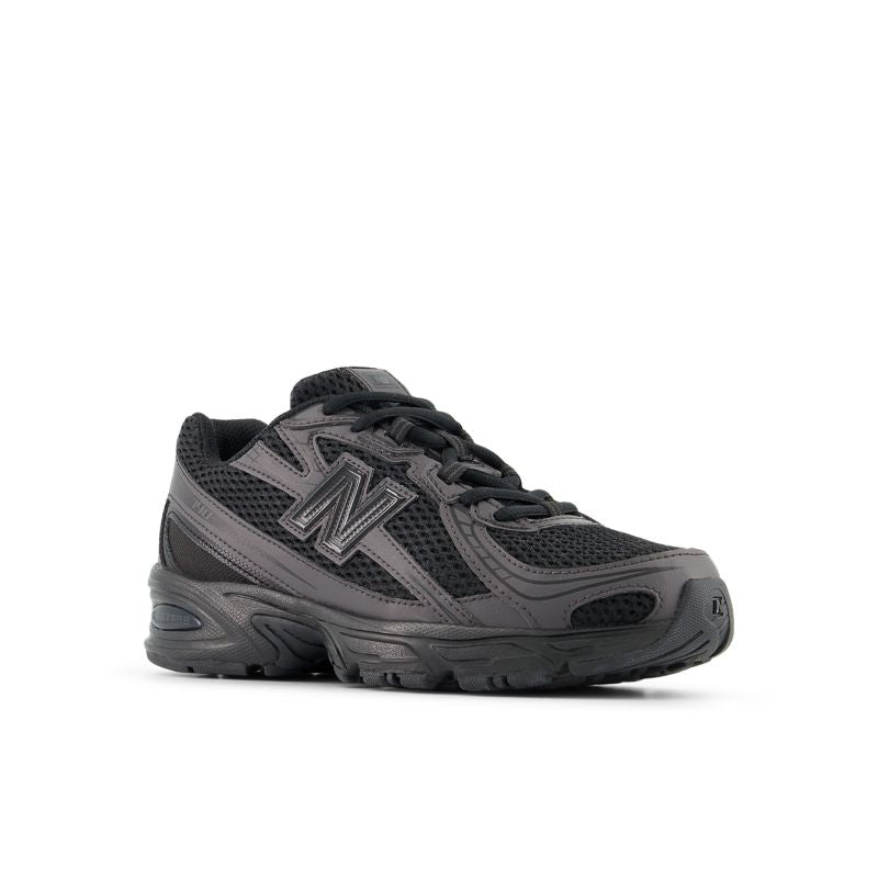 New Balance 740