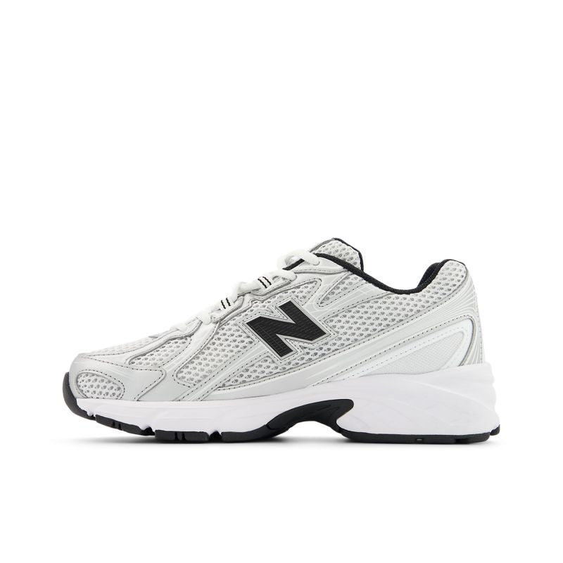 New Balance 740