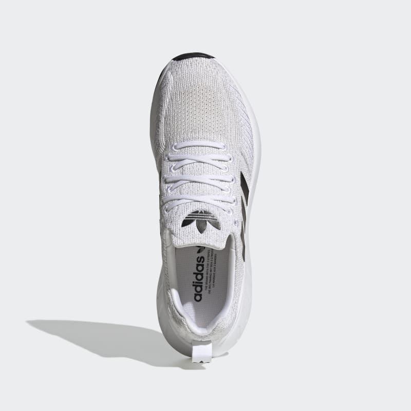 adidas Swift Run 22