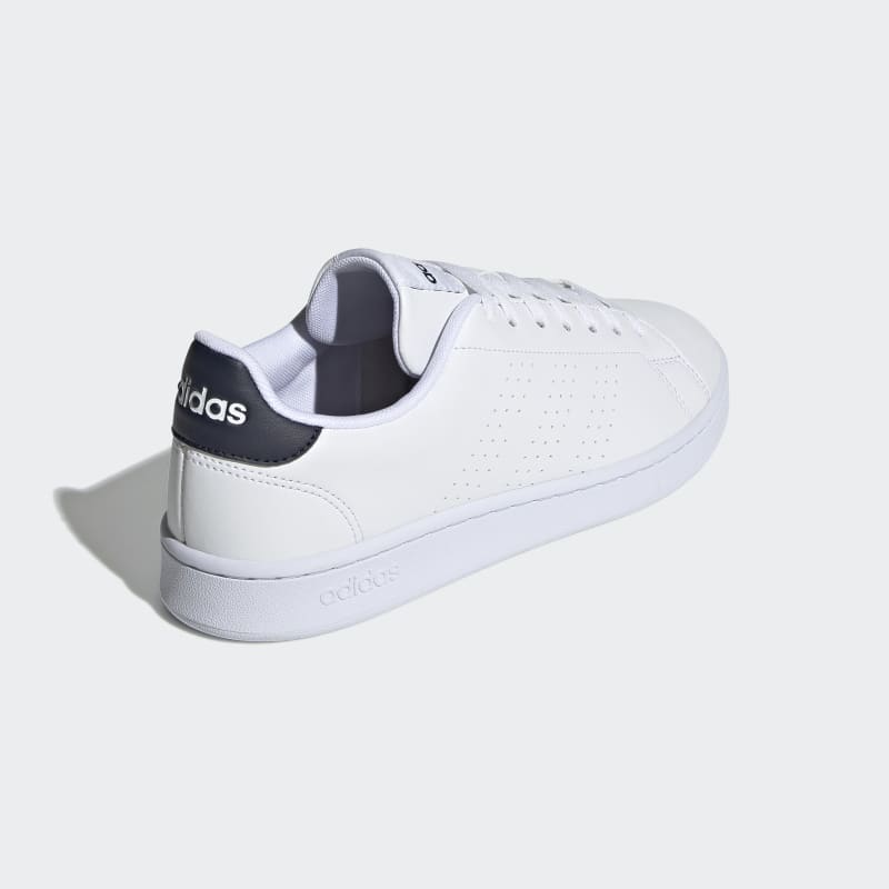 adidas Advantage