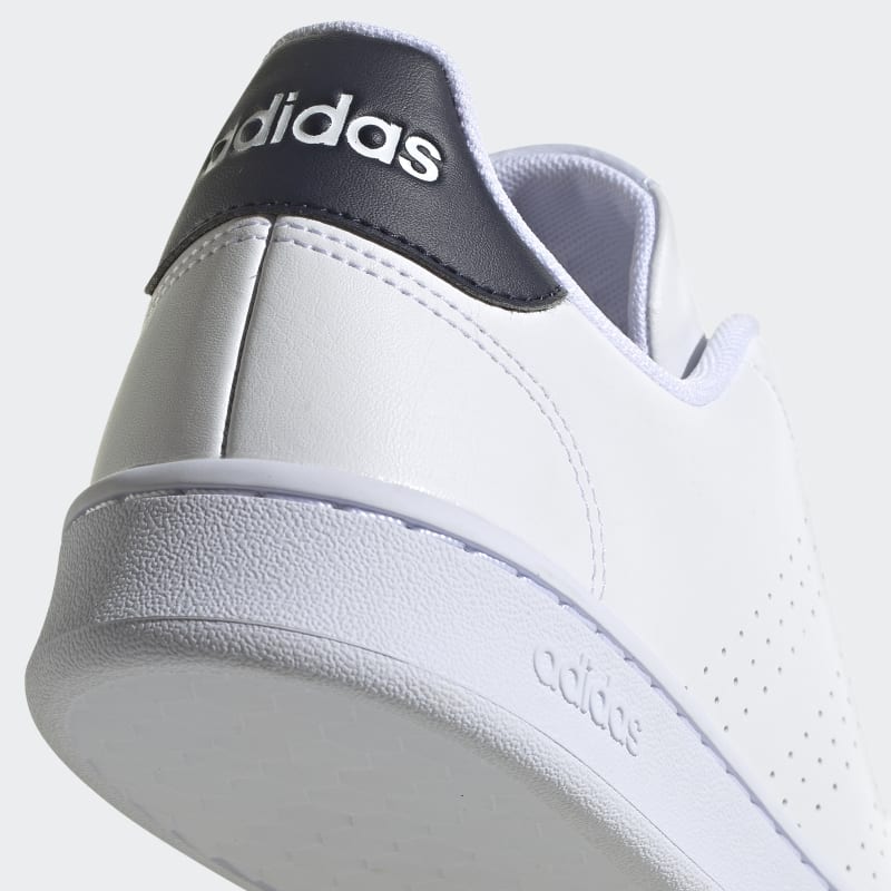 adidas Advantage