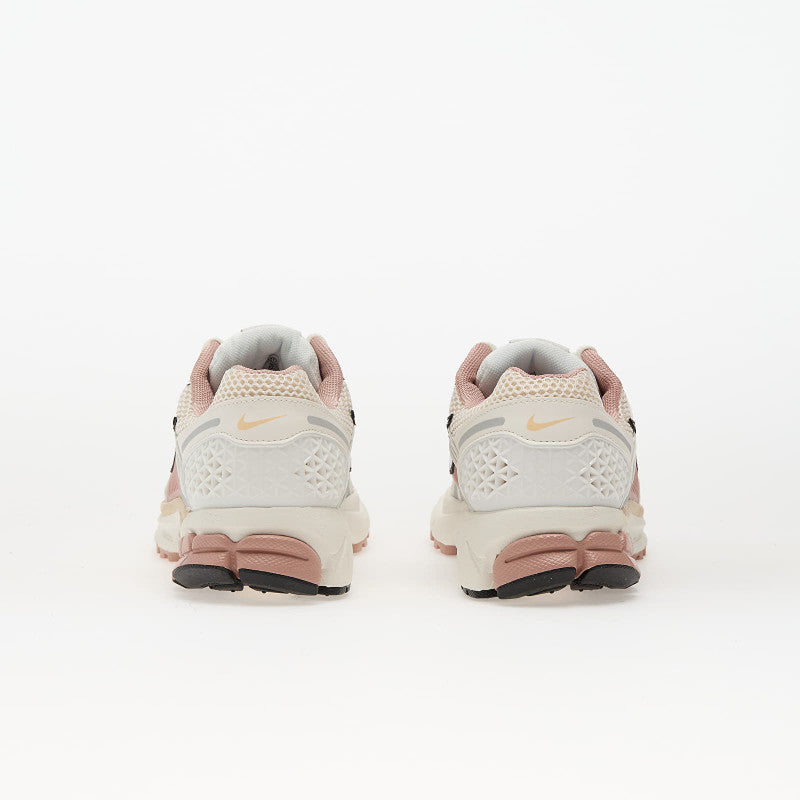 Nike Wmns Zoom Vomero 5 Sail/ Sail-Pearl White-Particle Pink-Black-White