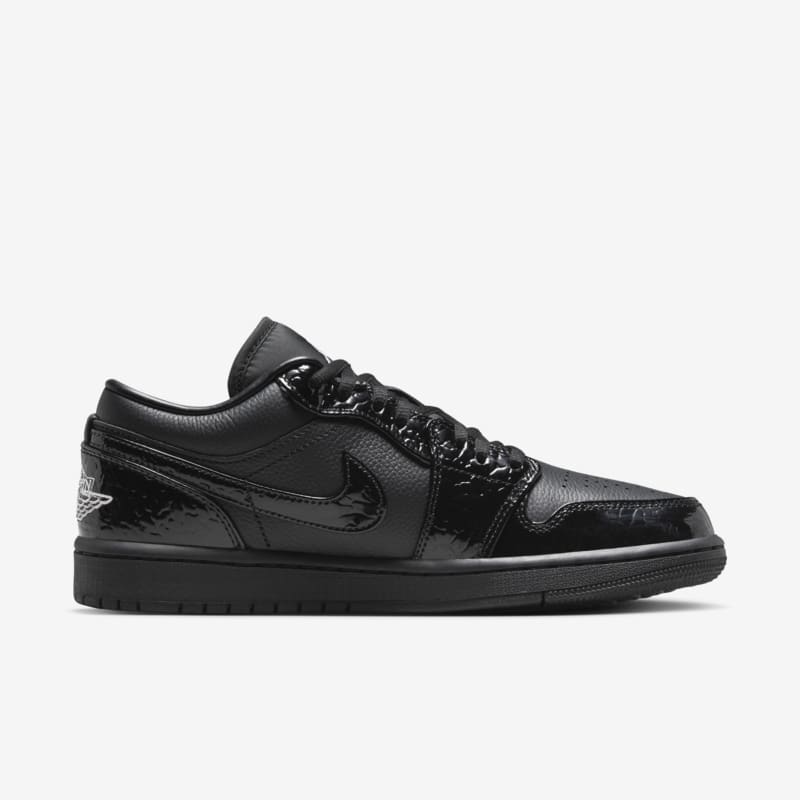 Air Jordan 1 Low SE Black/White/Metallic Silver/Black