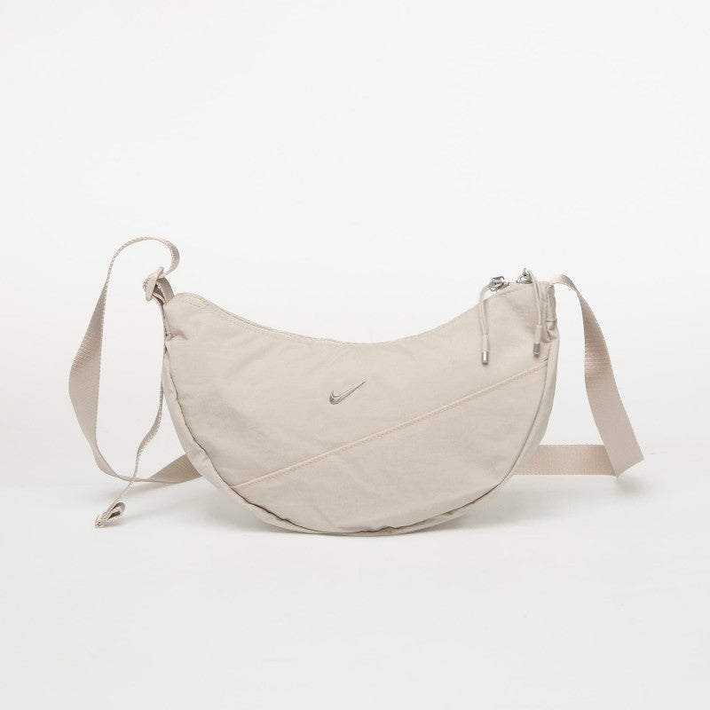 Nike Aura Crescent Crossbody Bag 4L Cream II/ Cream II/ Mt Silver Brl 4