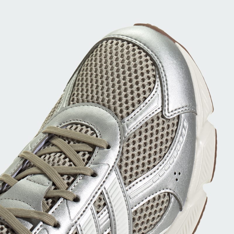 adidas TECHNOCHAOS 2000