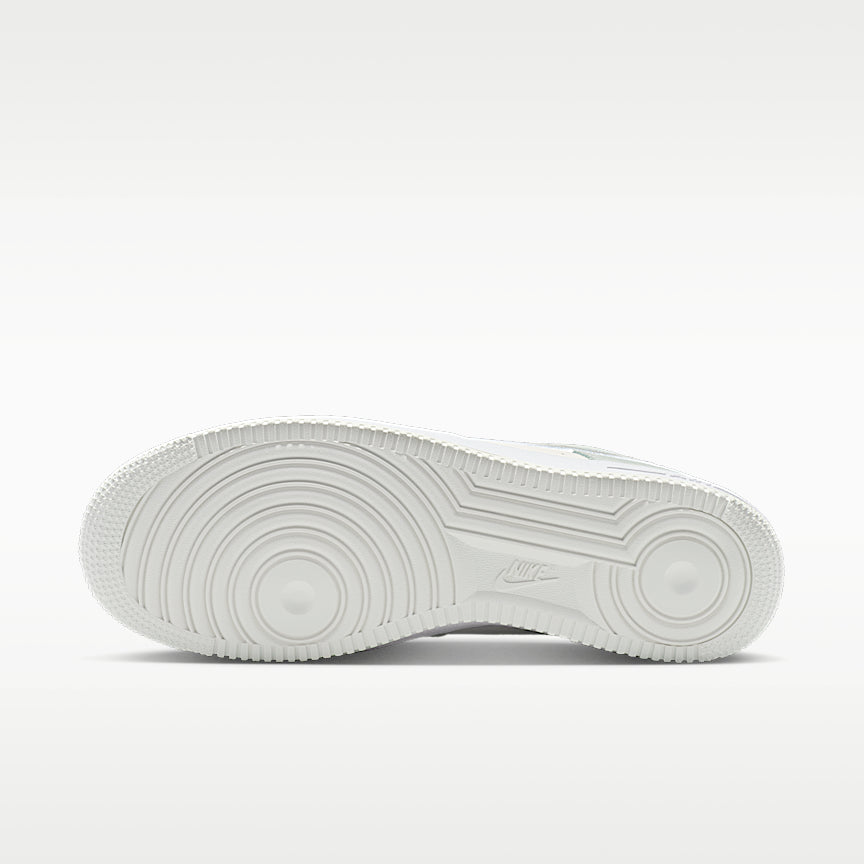 Nike Air Force 1 '07 LV8