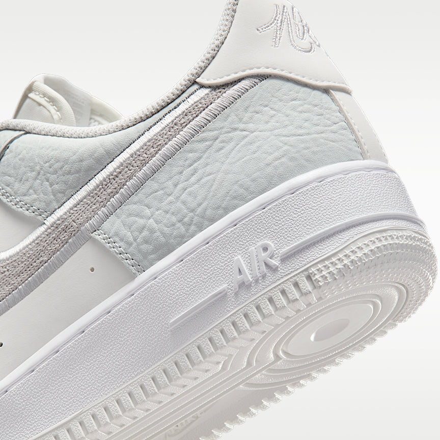 Nike Air Force 1 '07 LV8