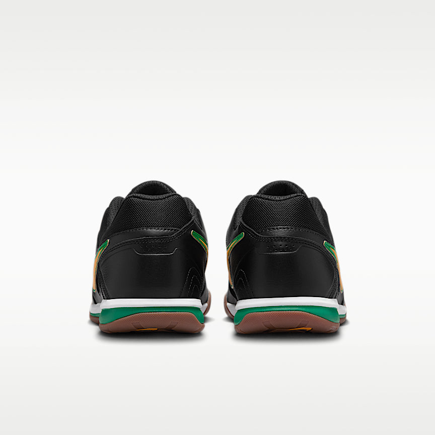 Nike Gato