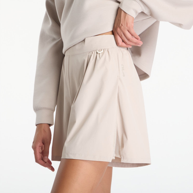 Nike 24.7 PerfectStretch Women's Dri-FIT High-Waisted Shorts Cream II/ Cream II/ Cream II/ College Grey
