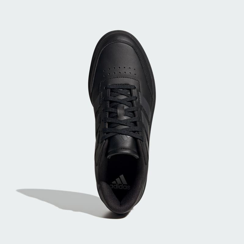 adidas Courtblock