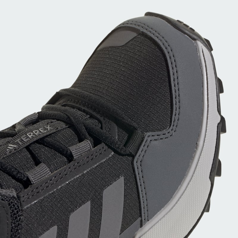 adidas Terrex Ax4r Mid Hiking