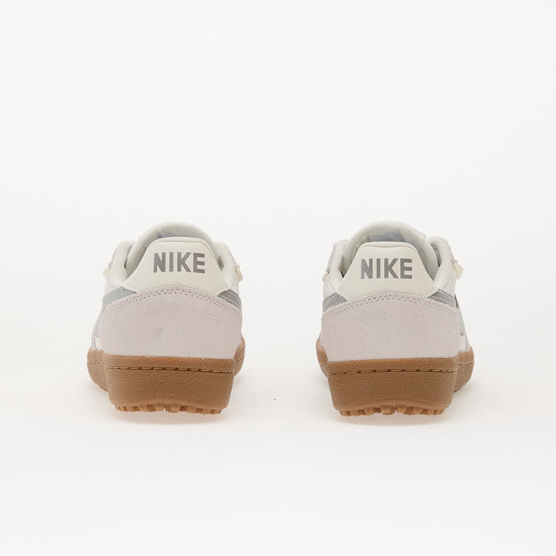 Nike Wmns Field General Platinum Tint/ Mtlc Silver-Vast Grey-Gum Med Brown-Sail-Celestine Blue