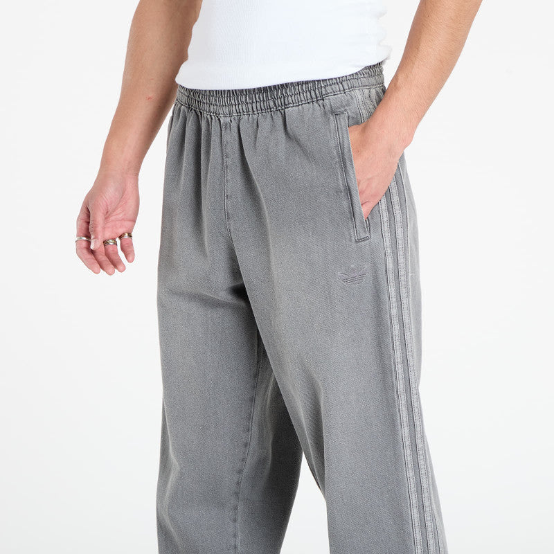 Jeansy adidas Denim Trackpant Light Denim