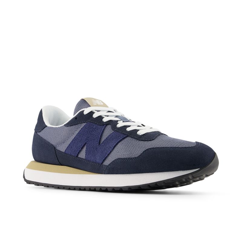 New Balance 237