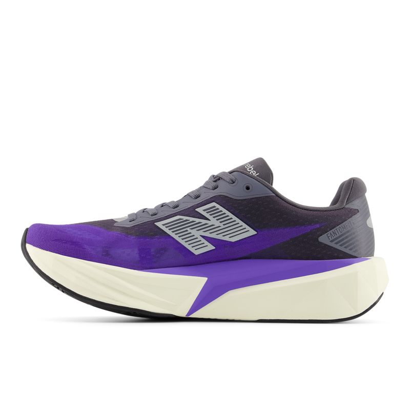 New Balance FuelCell Rebel v5