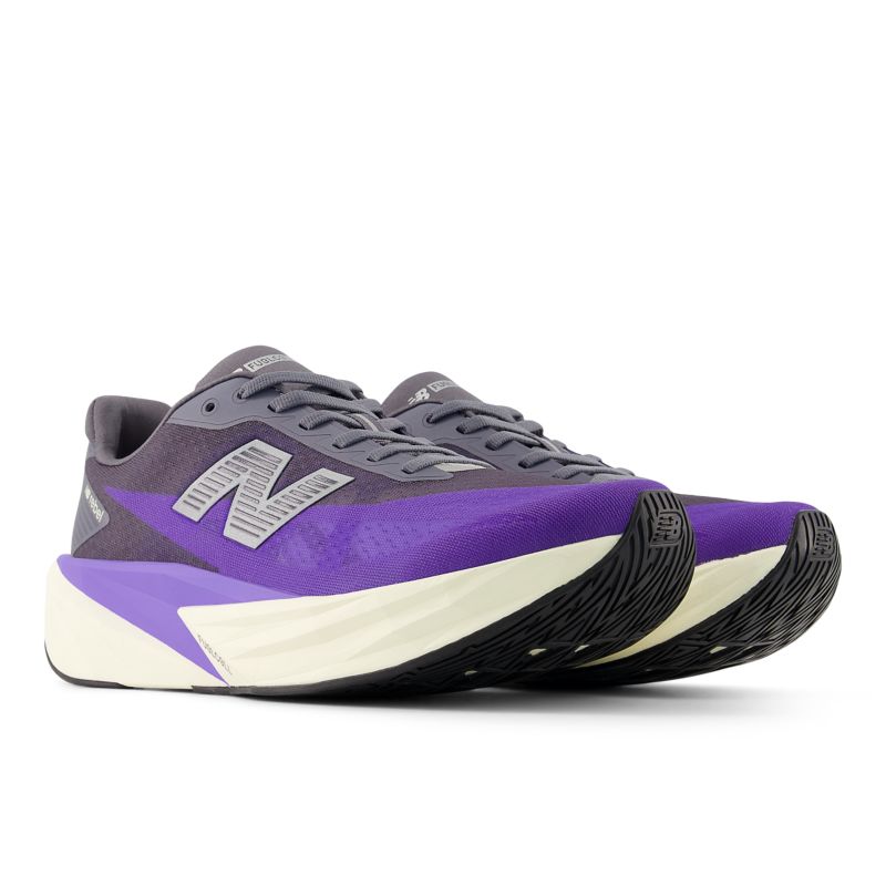 New Balance FuelCell Rebel v5