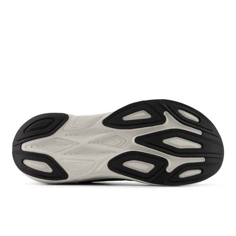 New Balance Fresh Foam x More v6