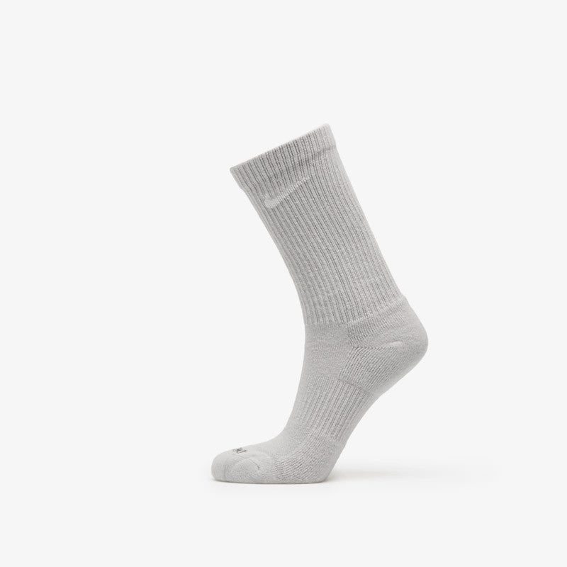 Nike Everyday Plus Cushioned Training Crew Socks 6-Pack Multi-Color
