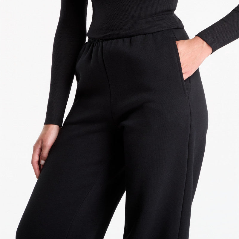 Urban Classics Ladies Fluffy Sweatpants Black