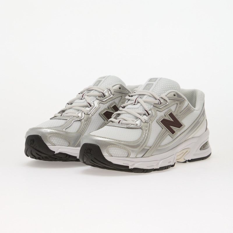 New Balance 740 White/ Silver Metallic