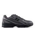 New Balance 740