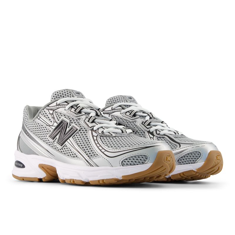 New Balance 740