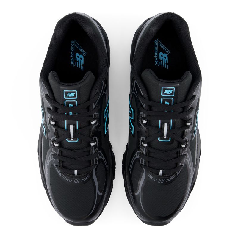New Balance 740
