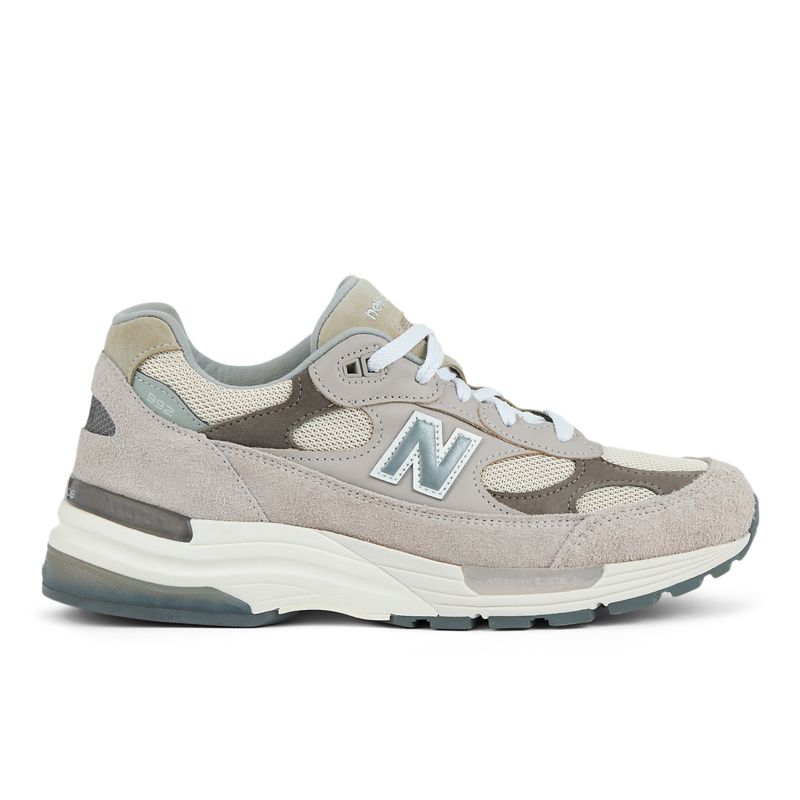 New Balance 992
