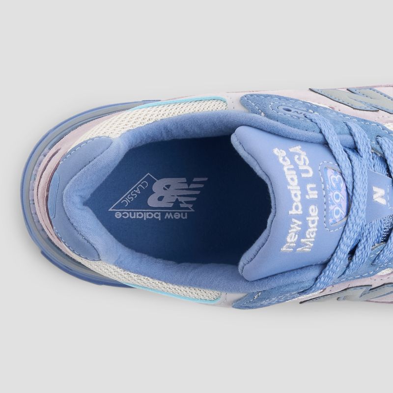New Balance 993