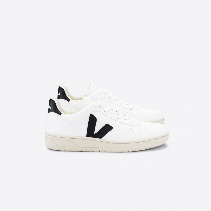 Veja Wmns V-10 C.W.L.