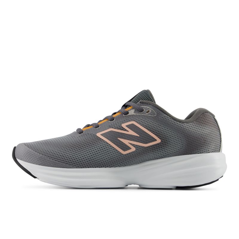 New Balance 411 v4 411